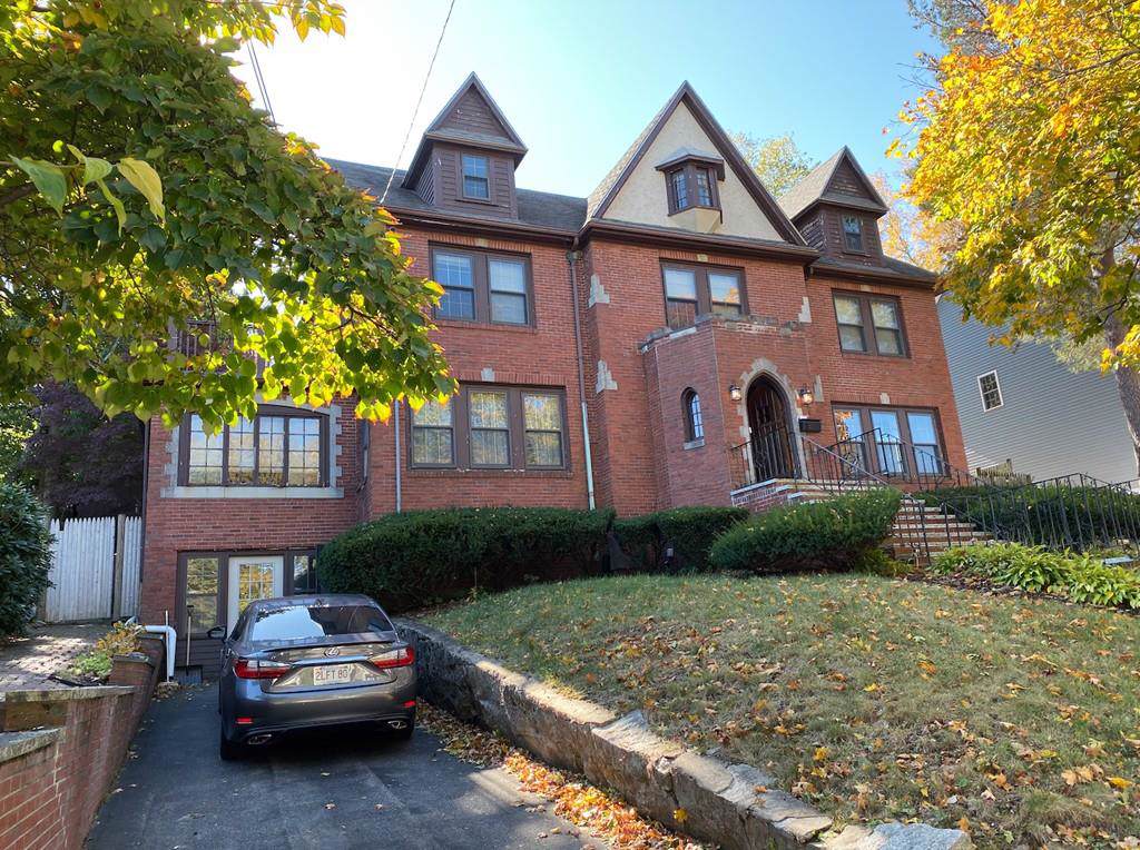 120 Hillside Ave - Photo 1