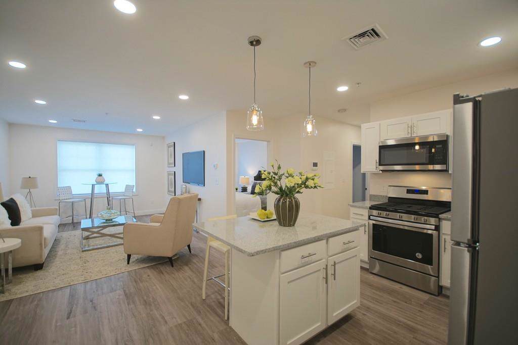 693 Western Ave - Photo 1