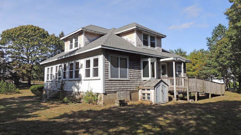 79 Forest Beach Rd - Photo 1