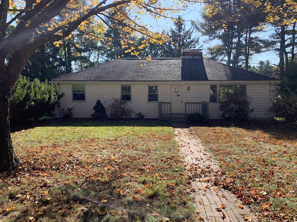 20 Cherokee Rd - Photo 1