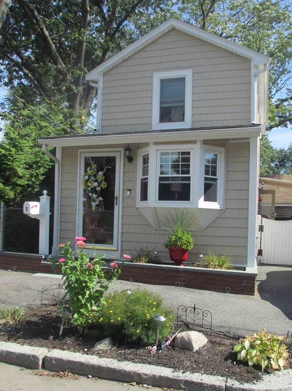 7 Randlett St - Photo 1