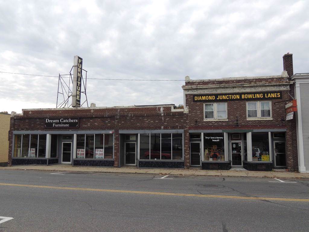 1440-1446 North Main Street - Photo 1