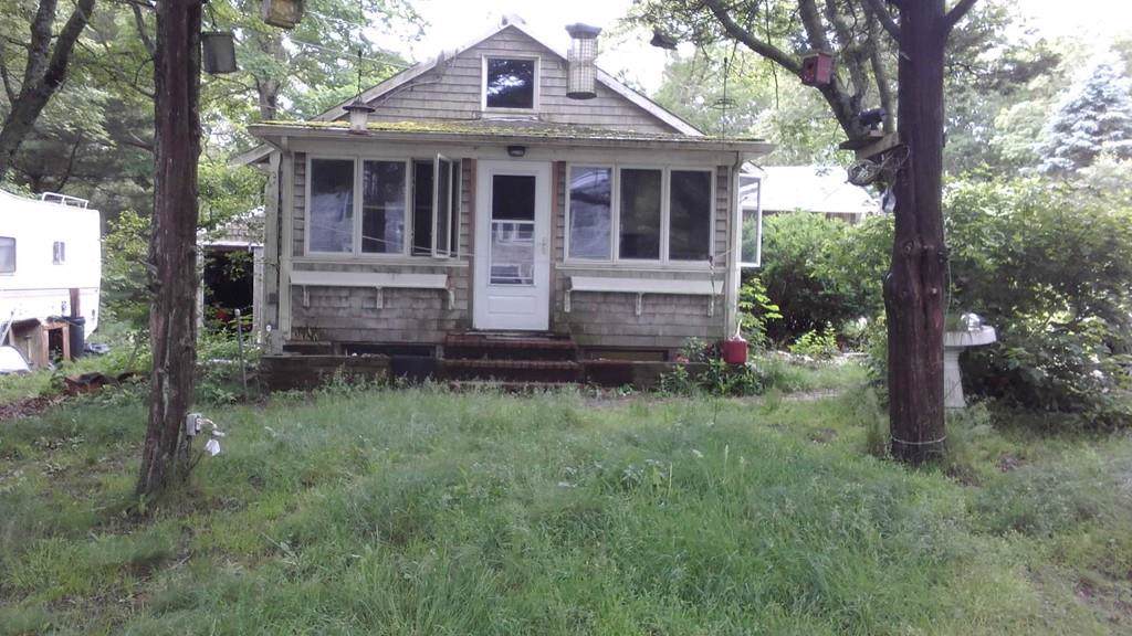 101 Strawberry Hill Rd - Photo 1 101 Strawberry Hill Rd - Photo 1