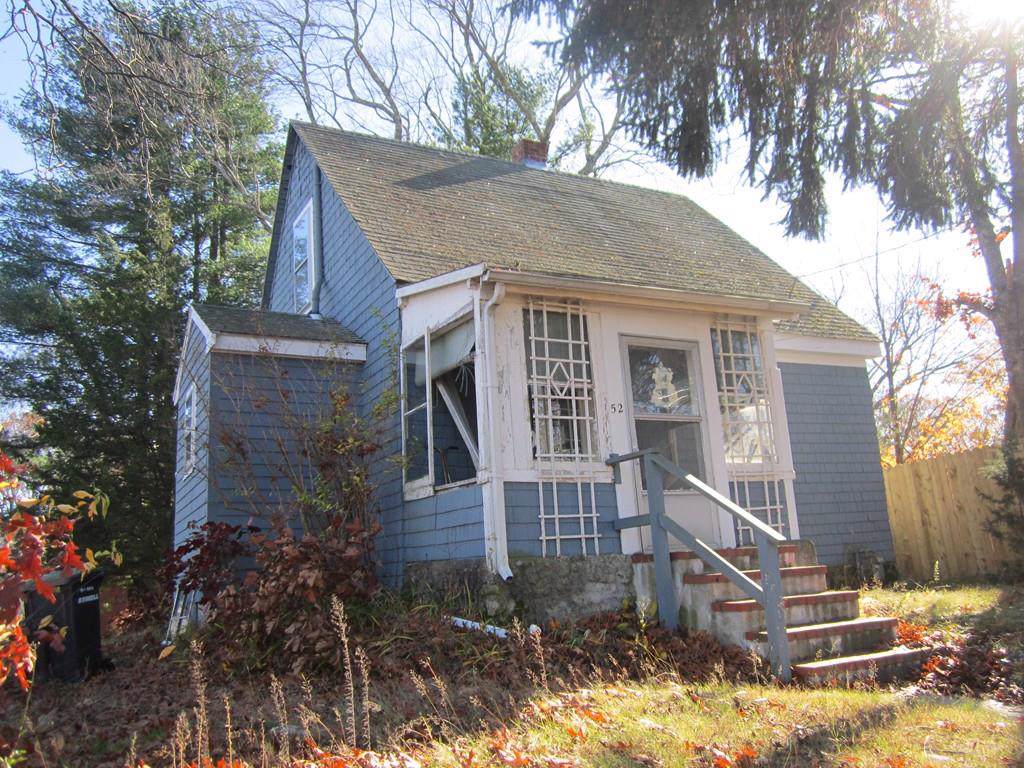52 Goshen Rd - Photo 1