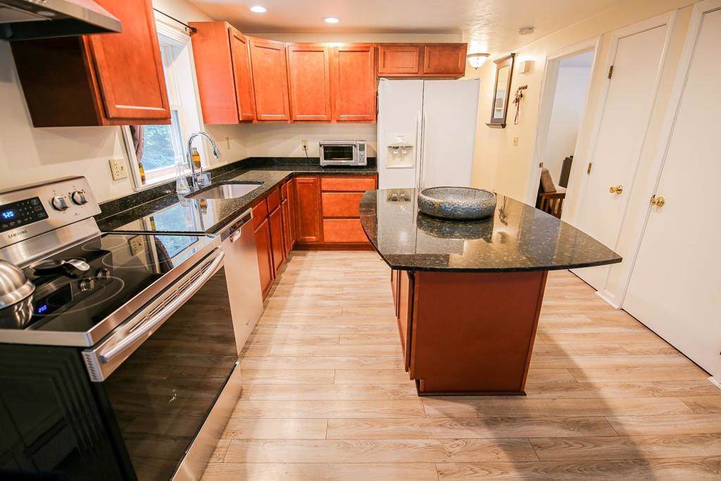 101 Baldwinville Rd - Photo 1