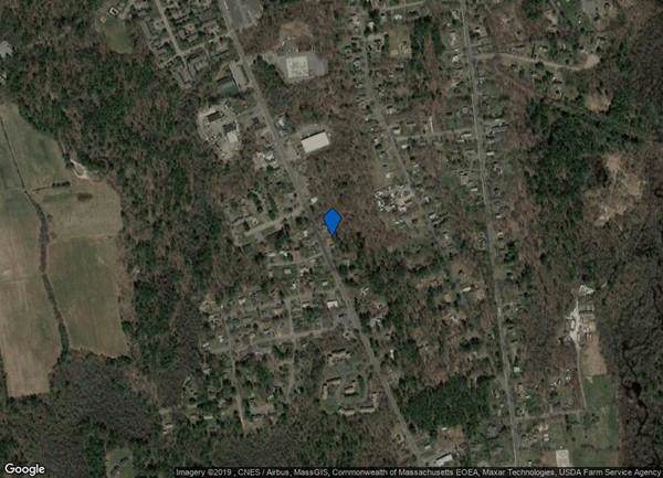 842 Washington St - Photo 1