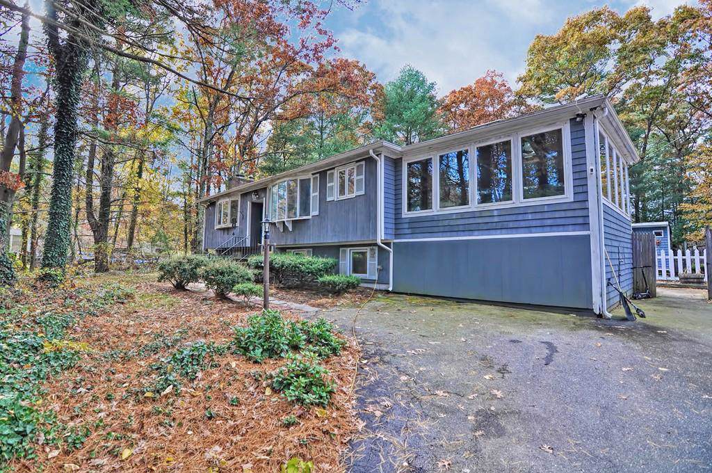 105 Kingman Street - Photo 1