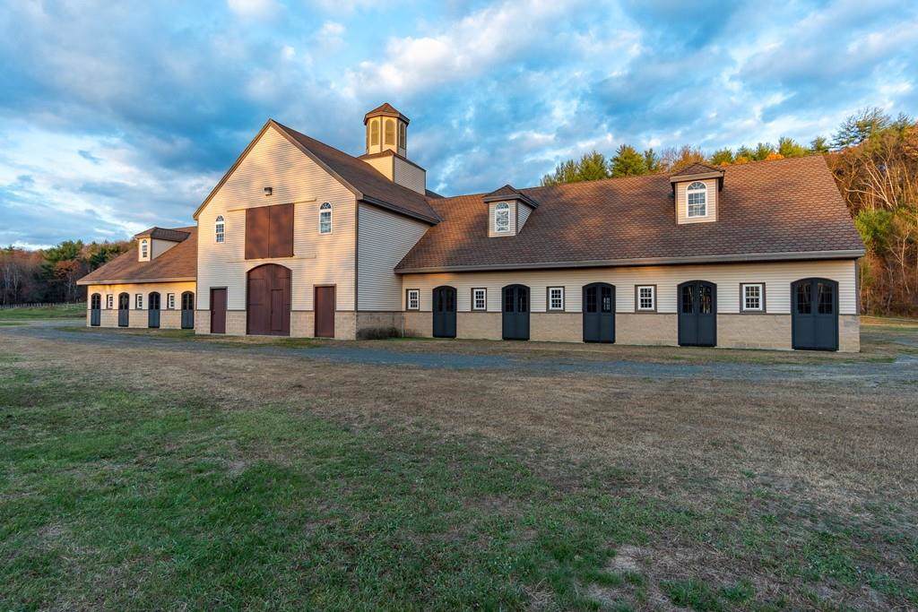 80 Easthampton Rd - Photo 1
