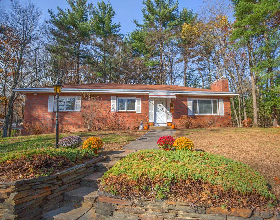 62 Torrey St - Photo 1