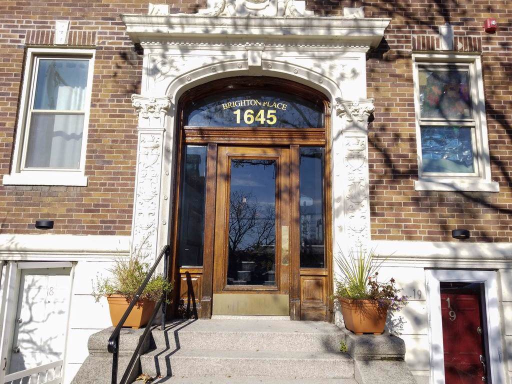 1645 Commonwealth Ave - Photo 1