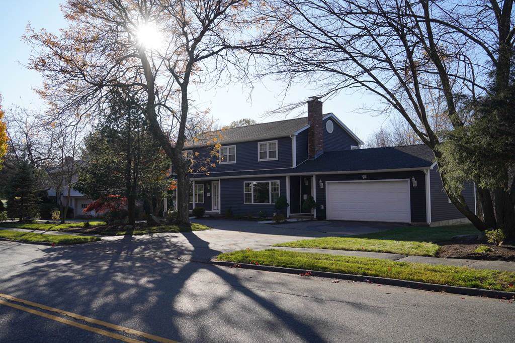 61 Lynnwood Ln - Photo 1
