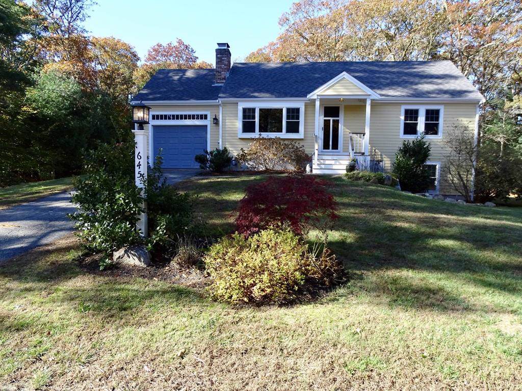 645 Mariner Cir - Photo 1