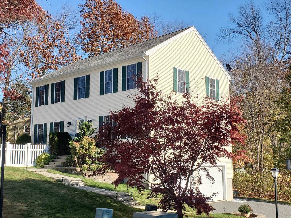 6 Robert Gonfrade Way - Photo 1