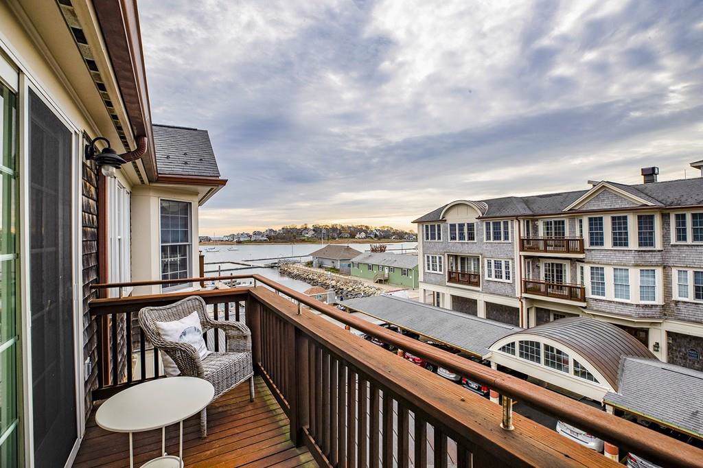 3 Mill Wharf Plaza - Photo 1