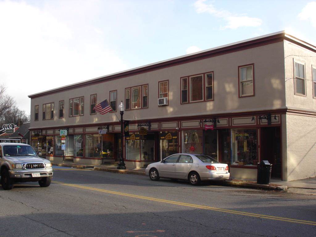 36 Main St - Photo 1