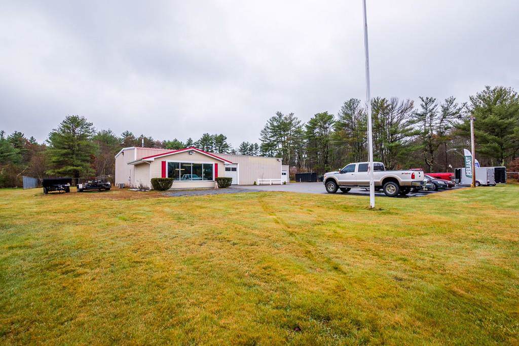 585 Richmond St. - Photo 1
