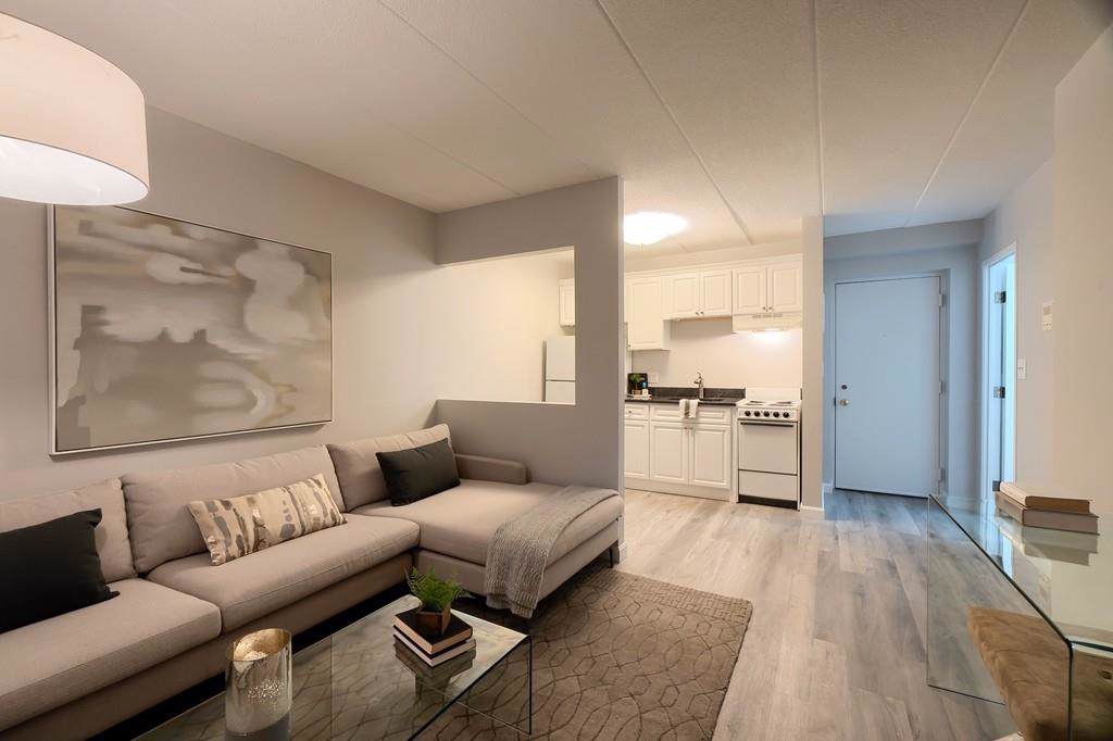 157 Franklin St - Photo 1