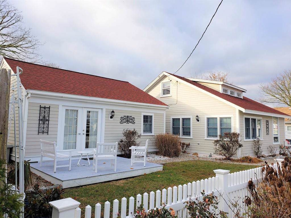 23 Doric Ave - Photo 1