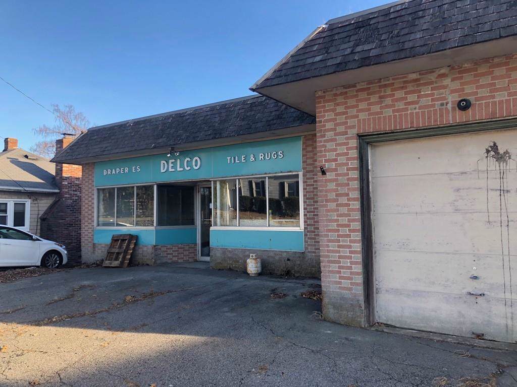 100 Lake Street - Photo 1