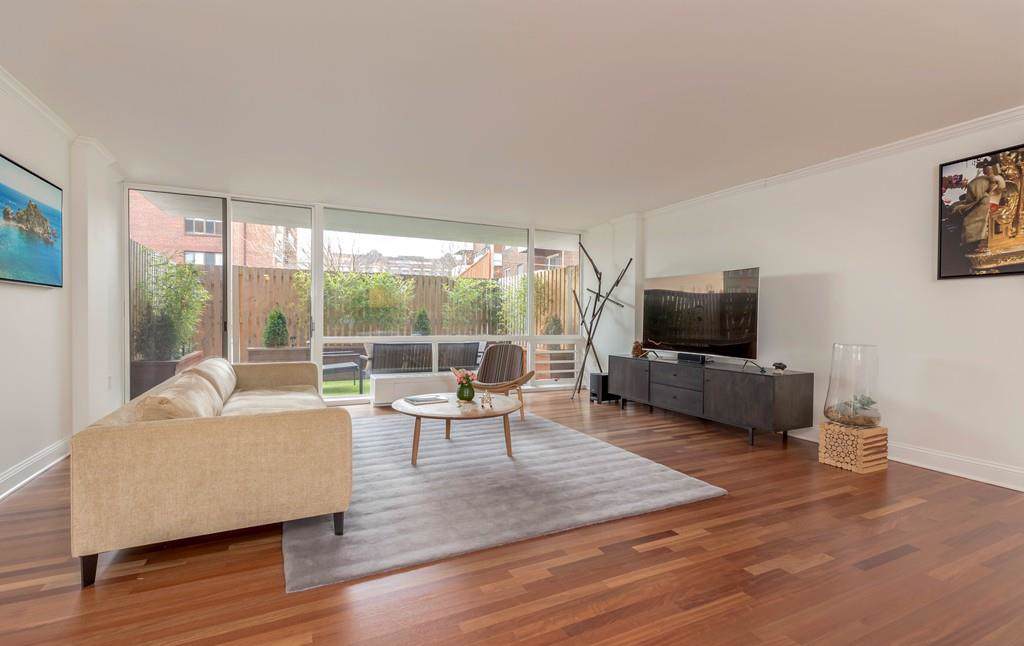 45 Longwood Ave - Photo 1