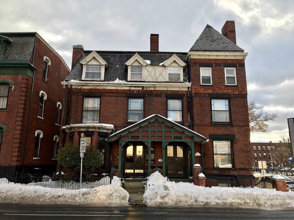 78 Maple St - Photo 1