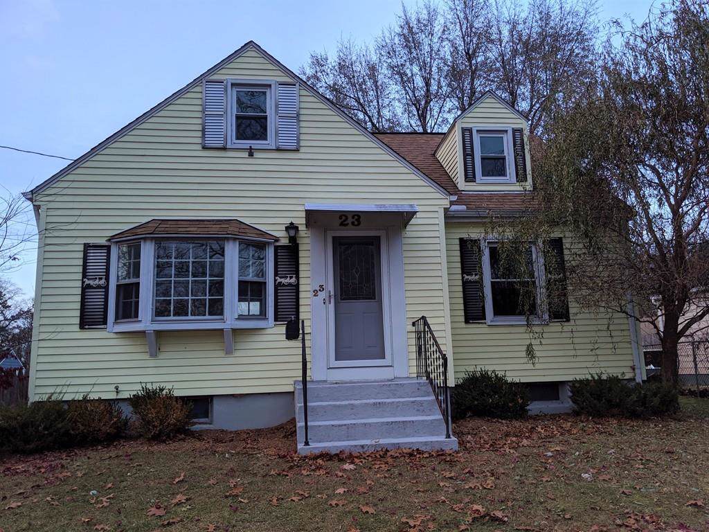 23 Fairway Dr - Photo 1