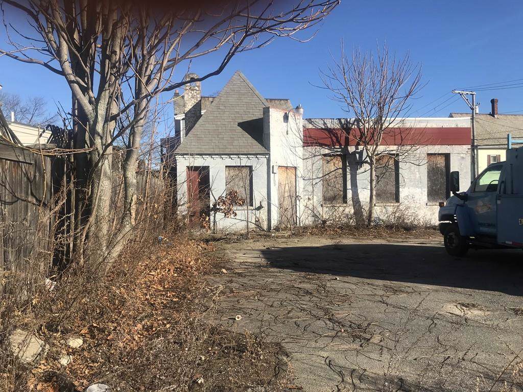 130 Lunenburg Street - Photo 1