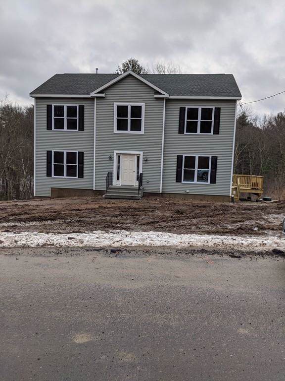 16 Oakwood Dr - Photo 1