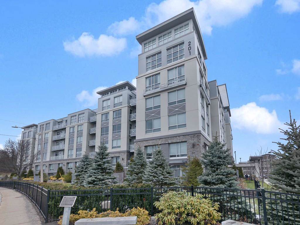 201 Elliott Street - Photo 1
