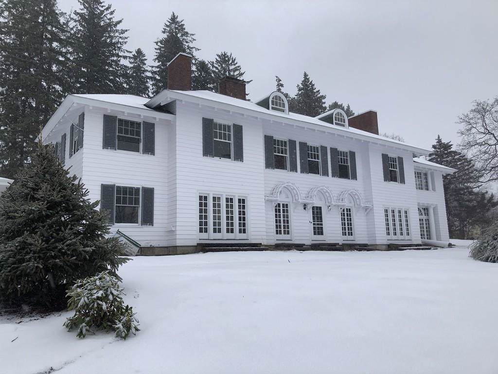 195 Howe St - Photo 1