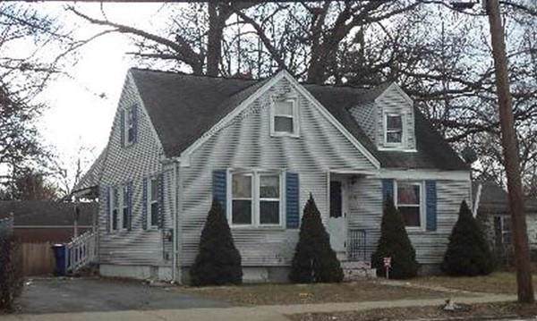 1021 Carew Street - Photo 1