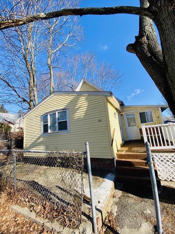 215 N Warren Ave - Photo 1