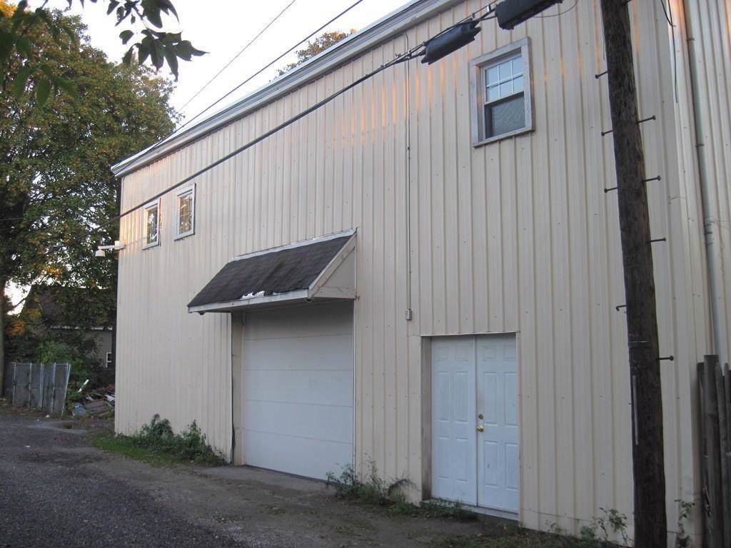 318-R Andover St - Photo 1