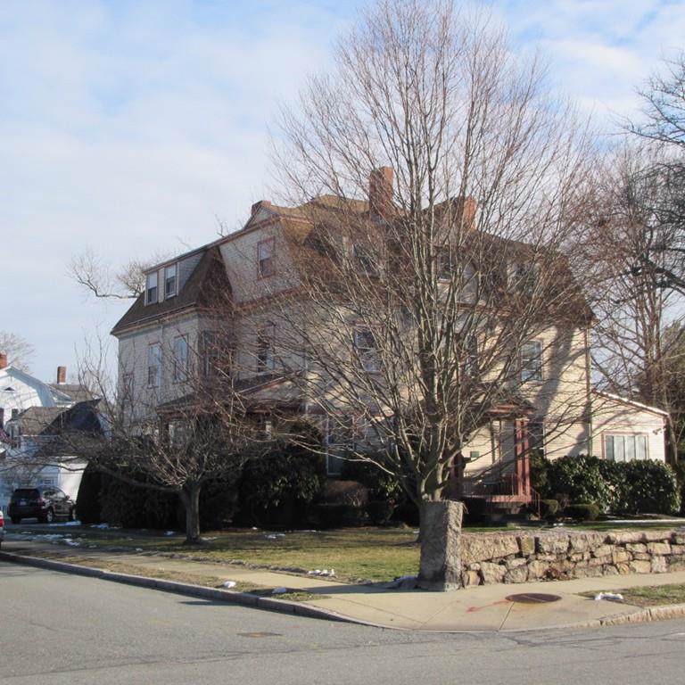 127 Hawthorn - Photo 1