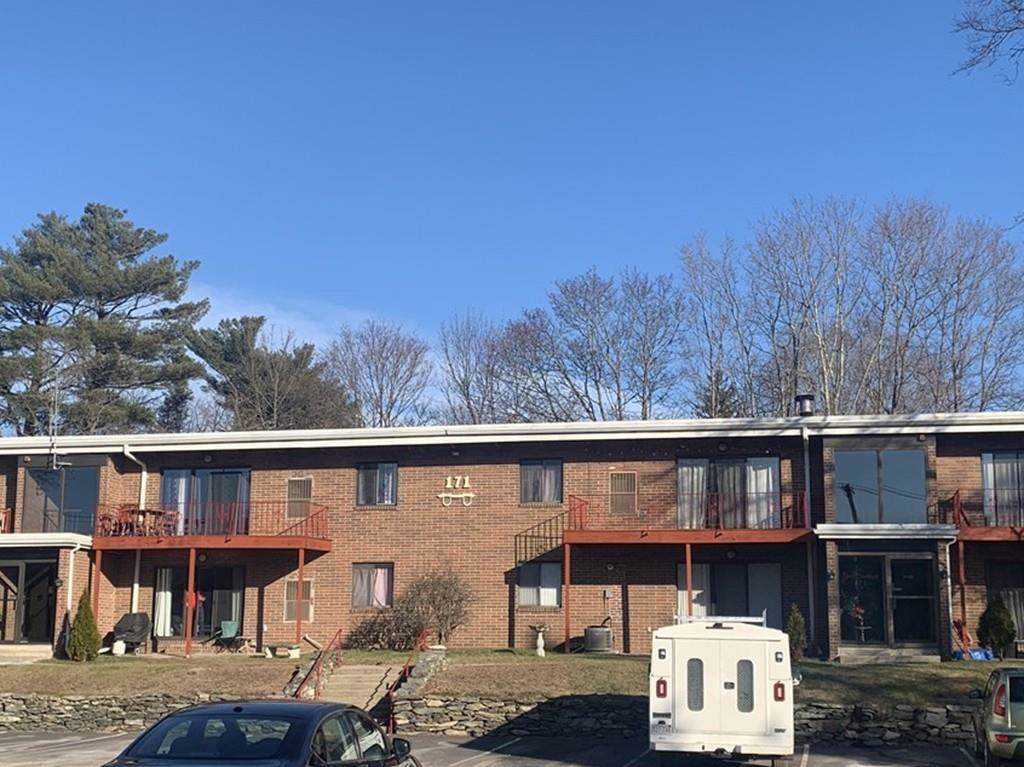171 Highland St - Photo 1