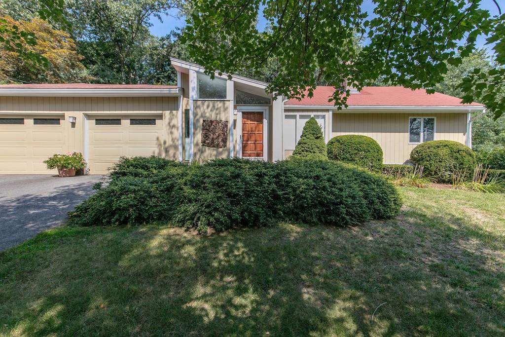 24 Flintlock Road - Photo 1