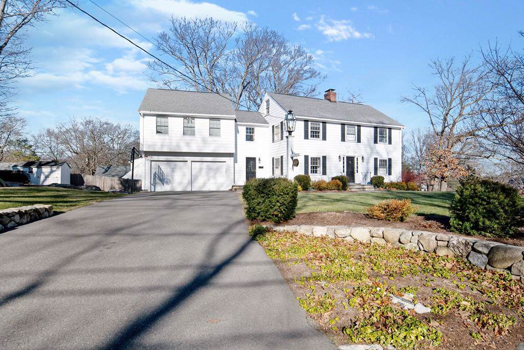 49 Paul Revere Rd - Photo 1