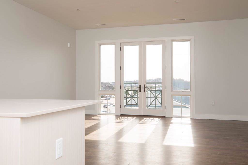 10 Shipyard Drive - Photo 1