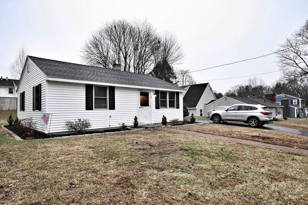 34 Lindsay Road - Photo 1