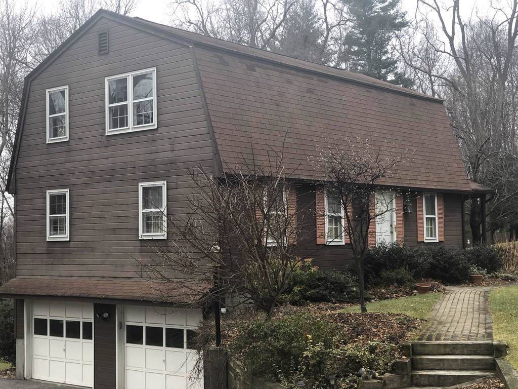 81 Laurel Lane - Photo 1