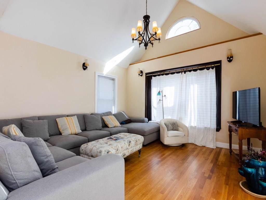 74 Georgia Street - Photo 1