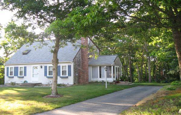 31 Howard Ave - Photo 1