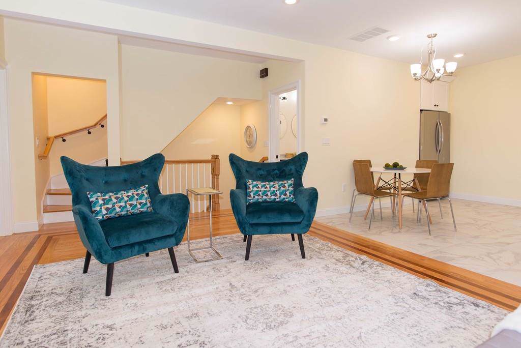 624 Cambridge Street - Photo 1