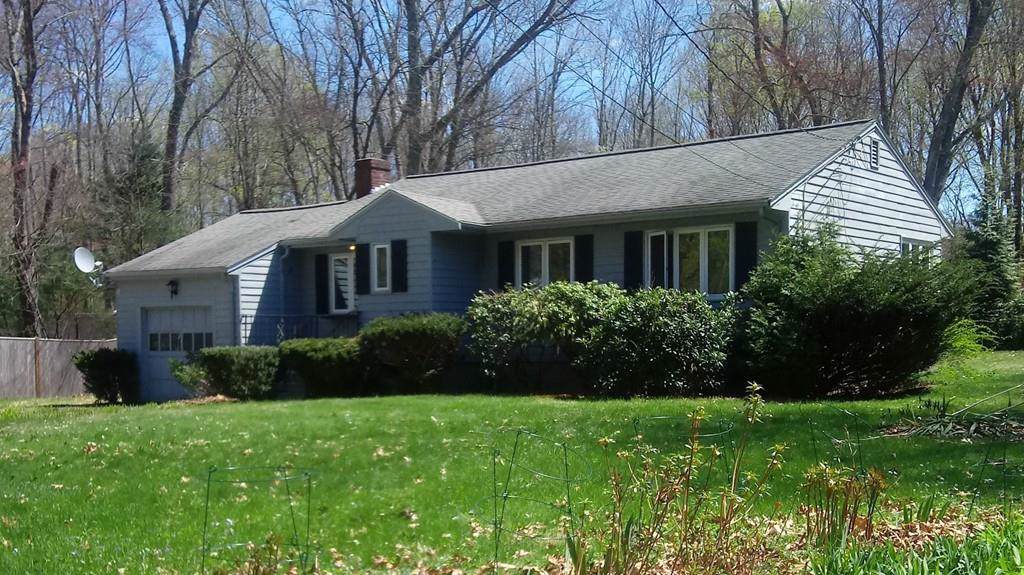 15 Massapoag Ln - Photo 1