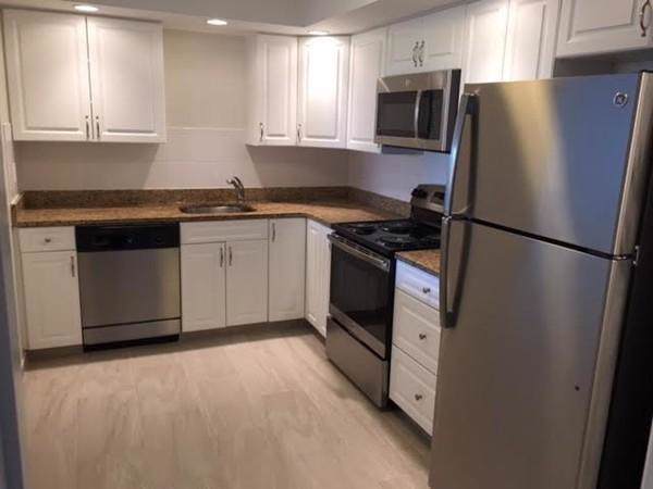 7 Stonehill Drive - Photo 1