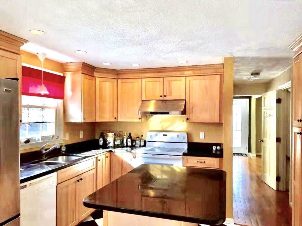 18 Granby St - Photo 1