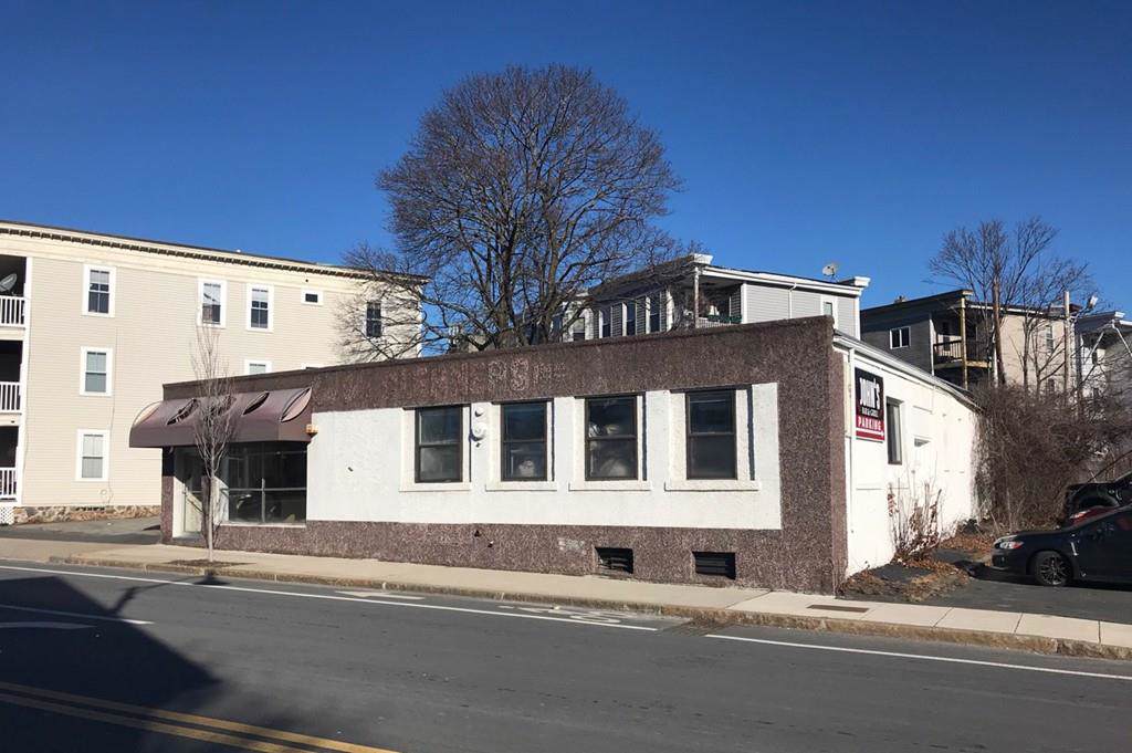 397-399 Cabot Street - Photo 1
