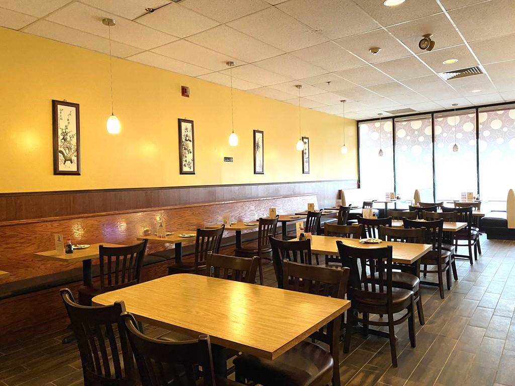 999 Main St - Photo 1