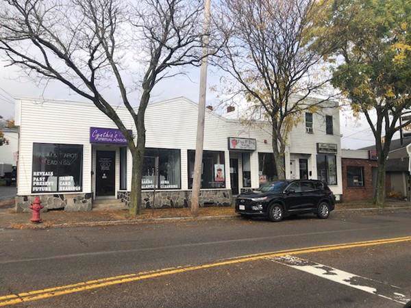 134 Broad St - Photo 1