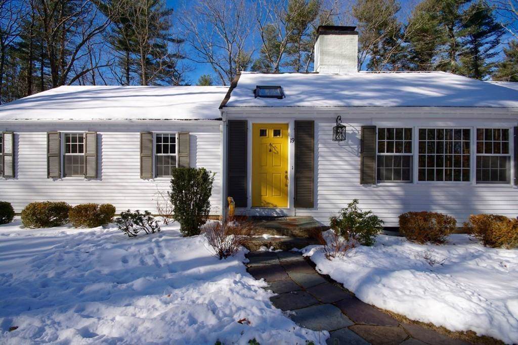 19 Towne Rd - Photo 1